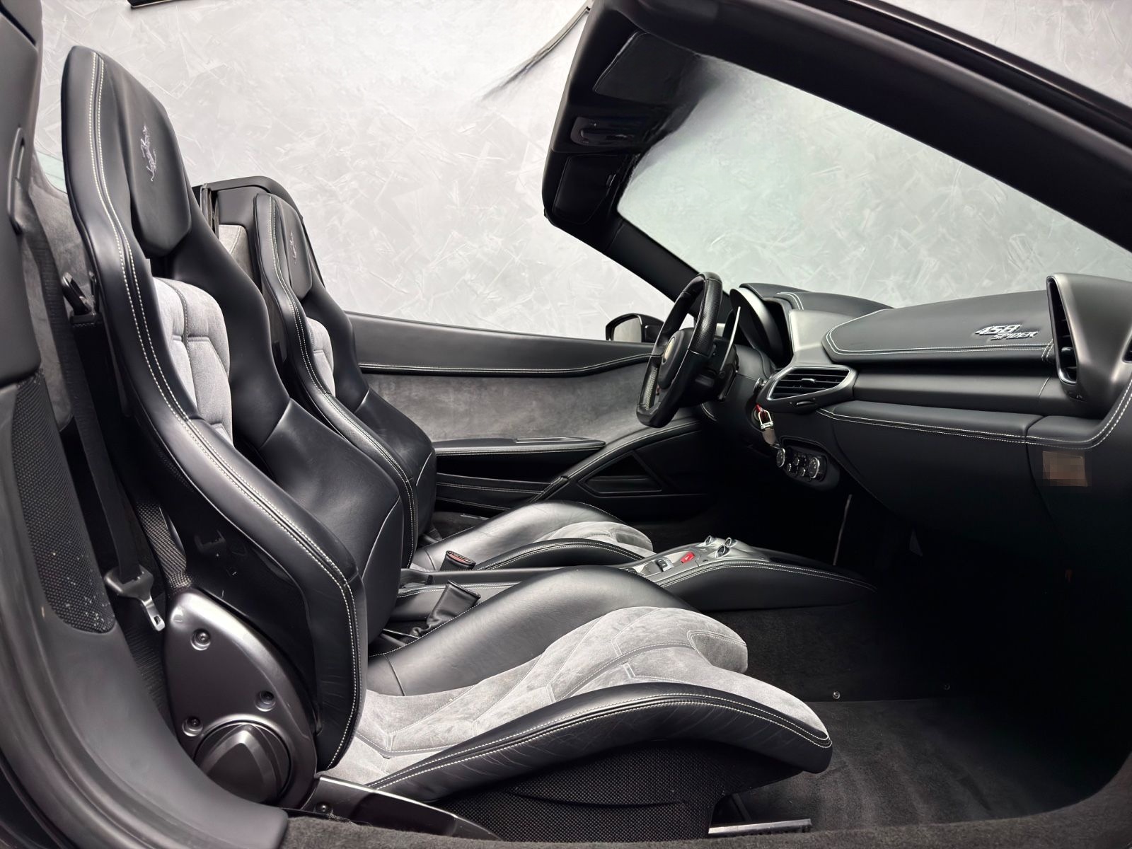 Ferrari 458 Italia Spider DE 2.HAND RACING SEATS ALCANTA foto 8