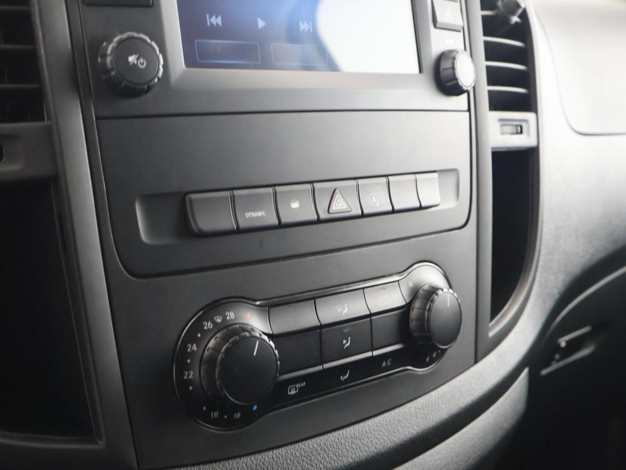 Mercedes-Benz Vito 116 CDI Kombi Tourer Lang 9 Sitzer LED RFK foto 18