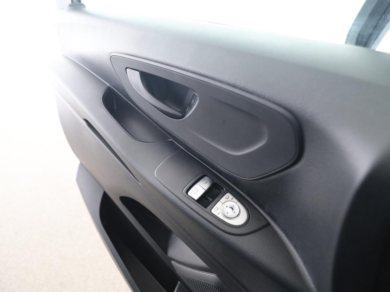 Mercedes-Benz Vito 116 CDI Kombi Tourer Lang 9 Sitzer LED RFK foto 13