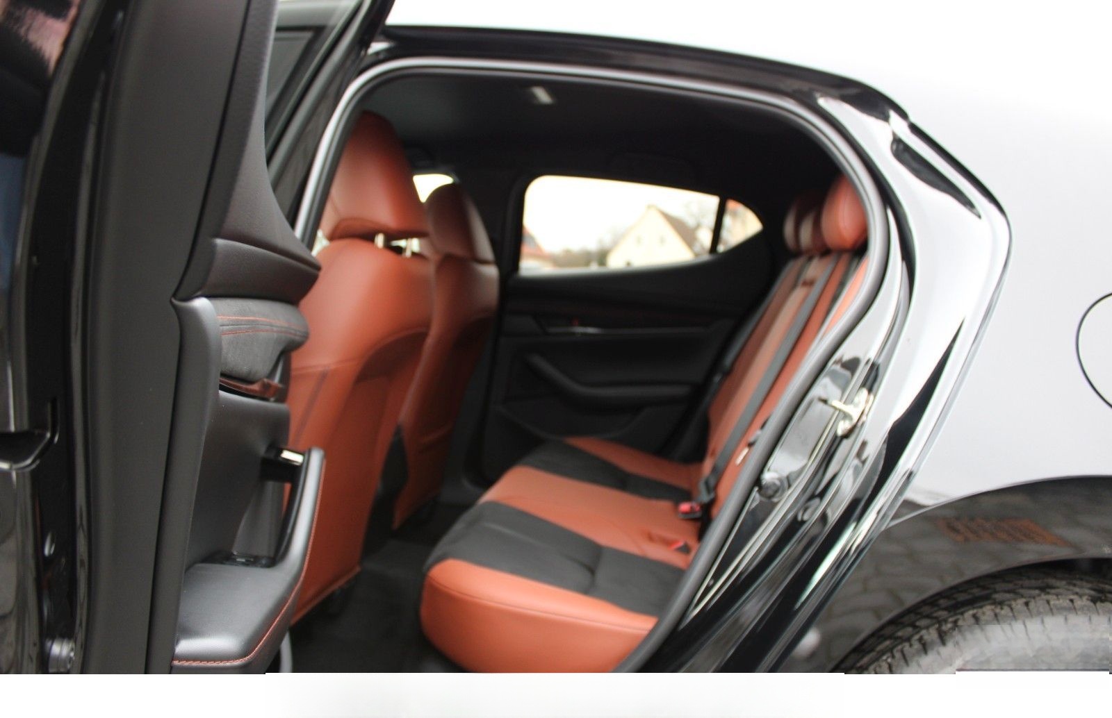 Mazda 3 e-SKYACTIV G Nagisa*BOSE*HUD*LED*KEYLESS* foto 15