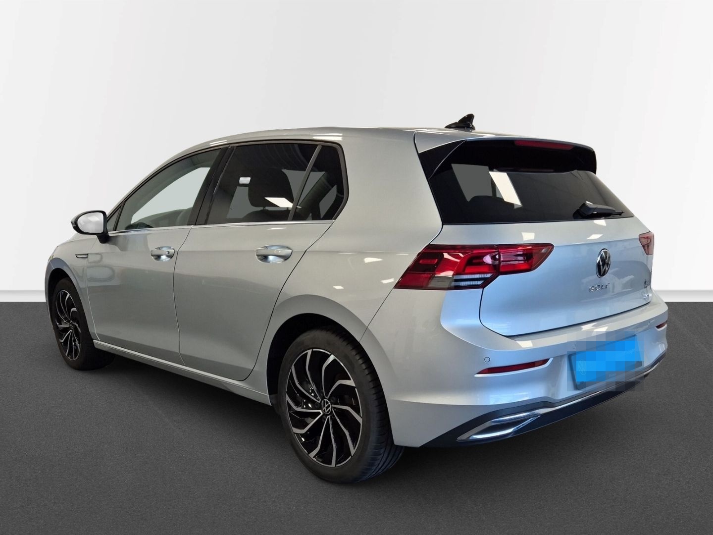 Volkswagen Golf VIII Style 1,5 eTSI DSG AHK ACC CAM AppConn foto 2