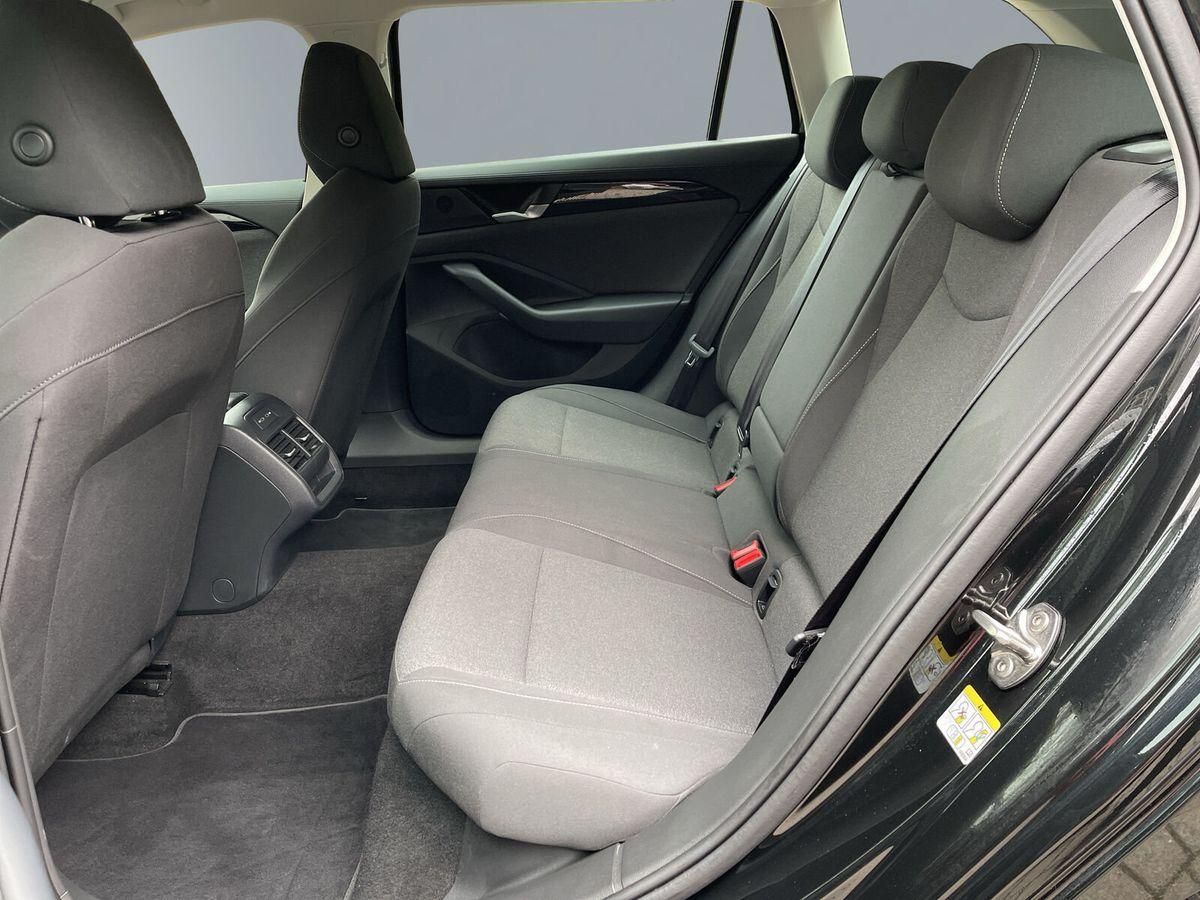 Volkswagen Passat 1.5 eTSI OPF DSG Navi+LED+Lenk/SHZ+R-Kam+ foto 12