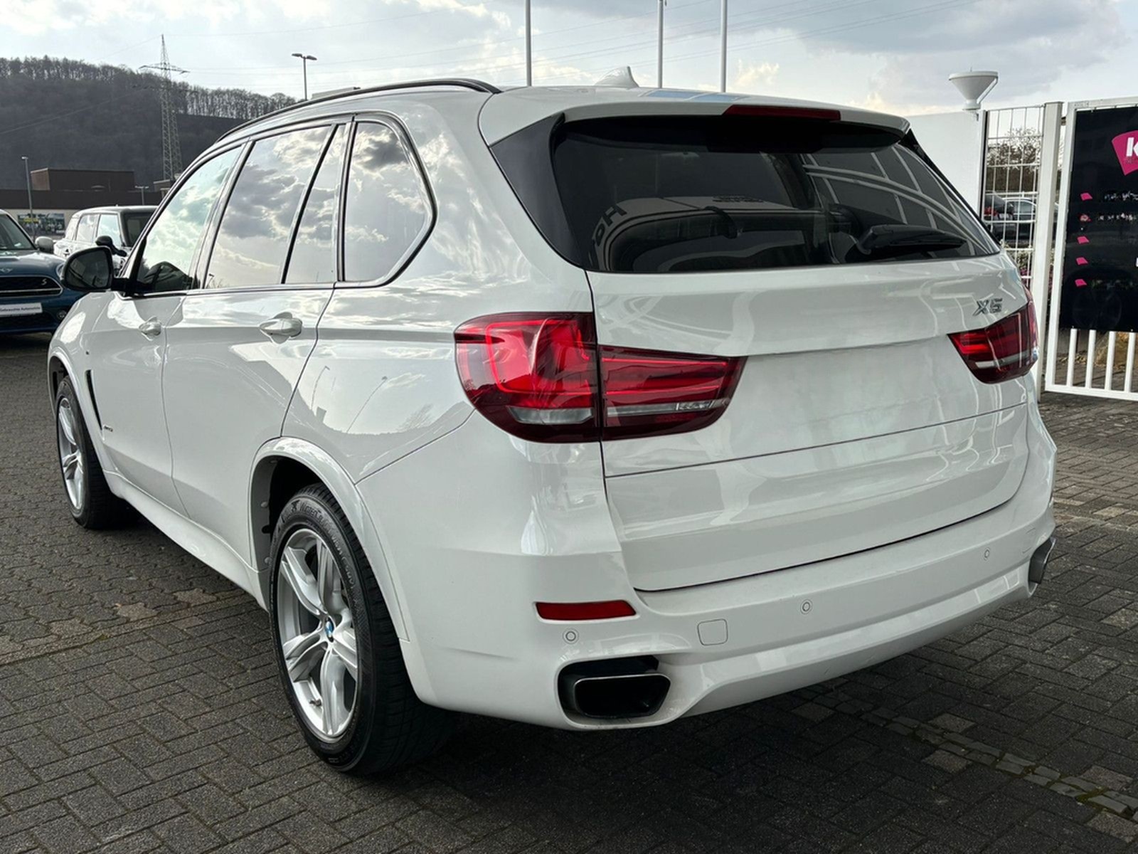 BMW X5 xDrive 35i Navi Prof./AHK/Head Up/Panorama foto 8