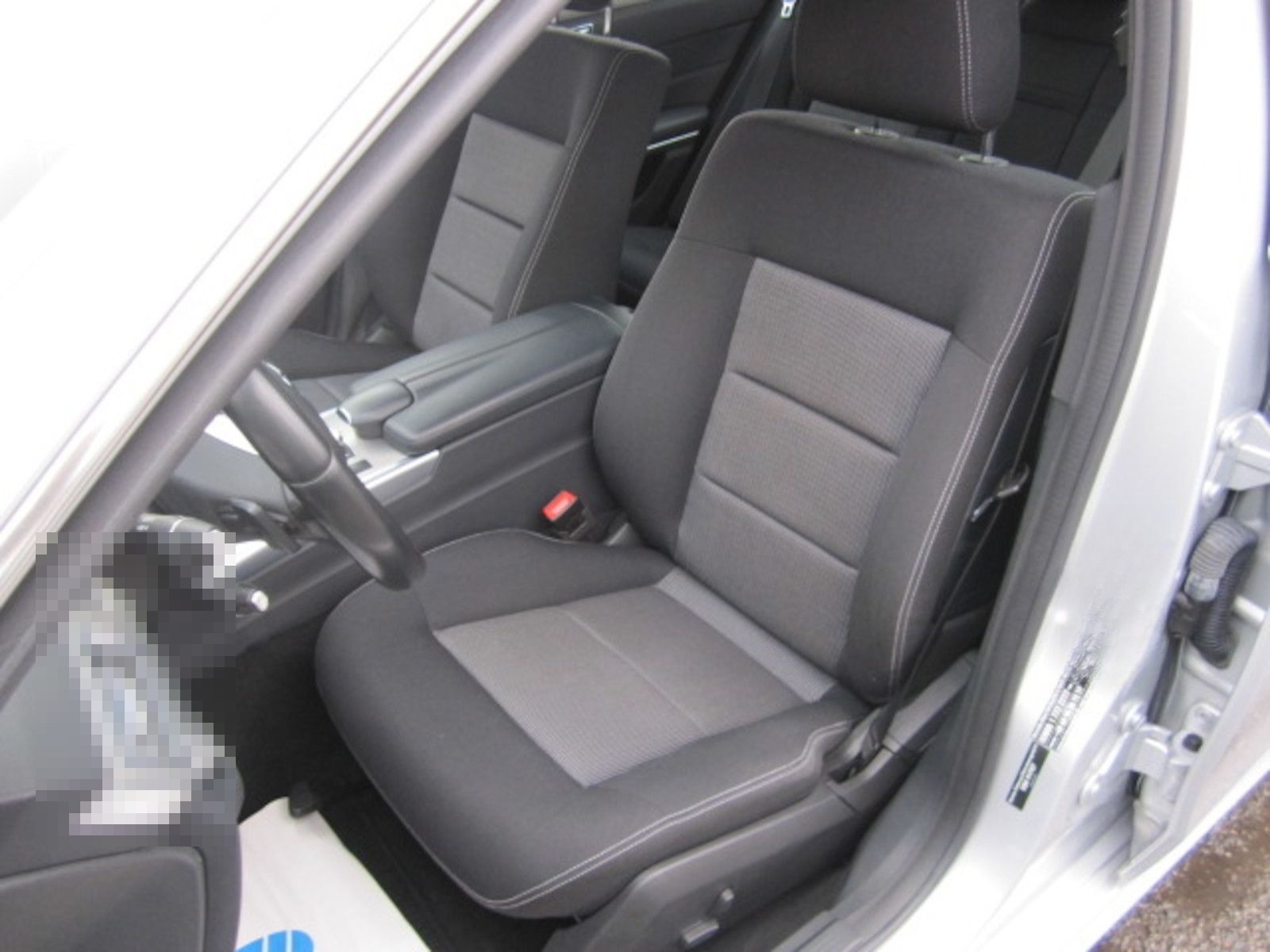 Mercedes-Benz E 220 CDI BlueEfficiency ~ Automatik ~ AHK ~ Nav foto 9