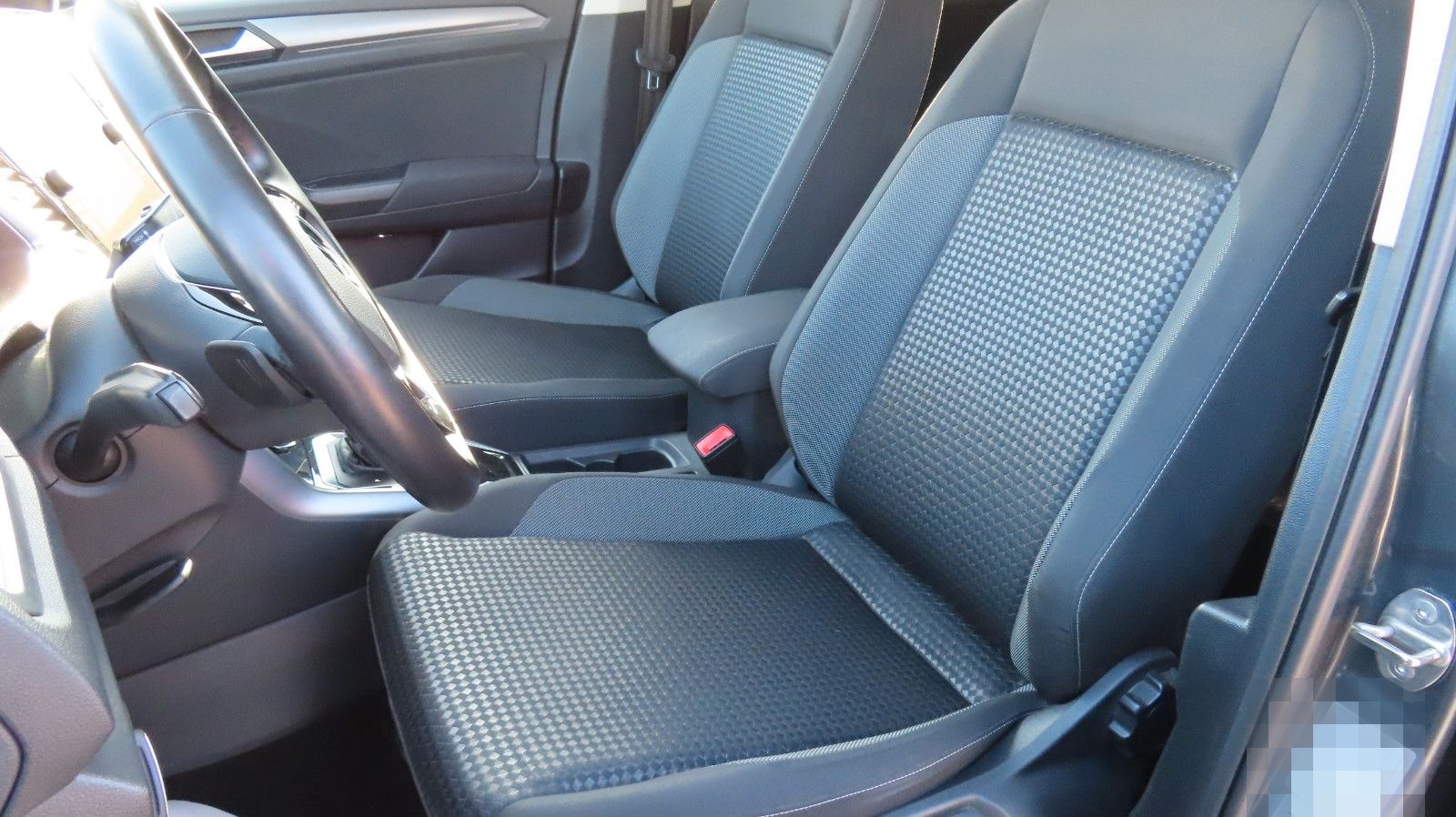 Volkswagen T-Roc 1.5 TSI DSG Actice foto 9