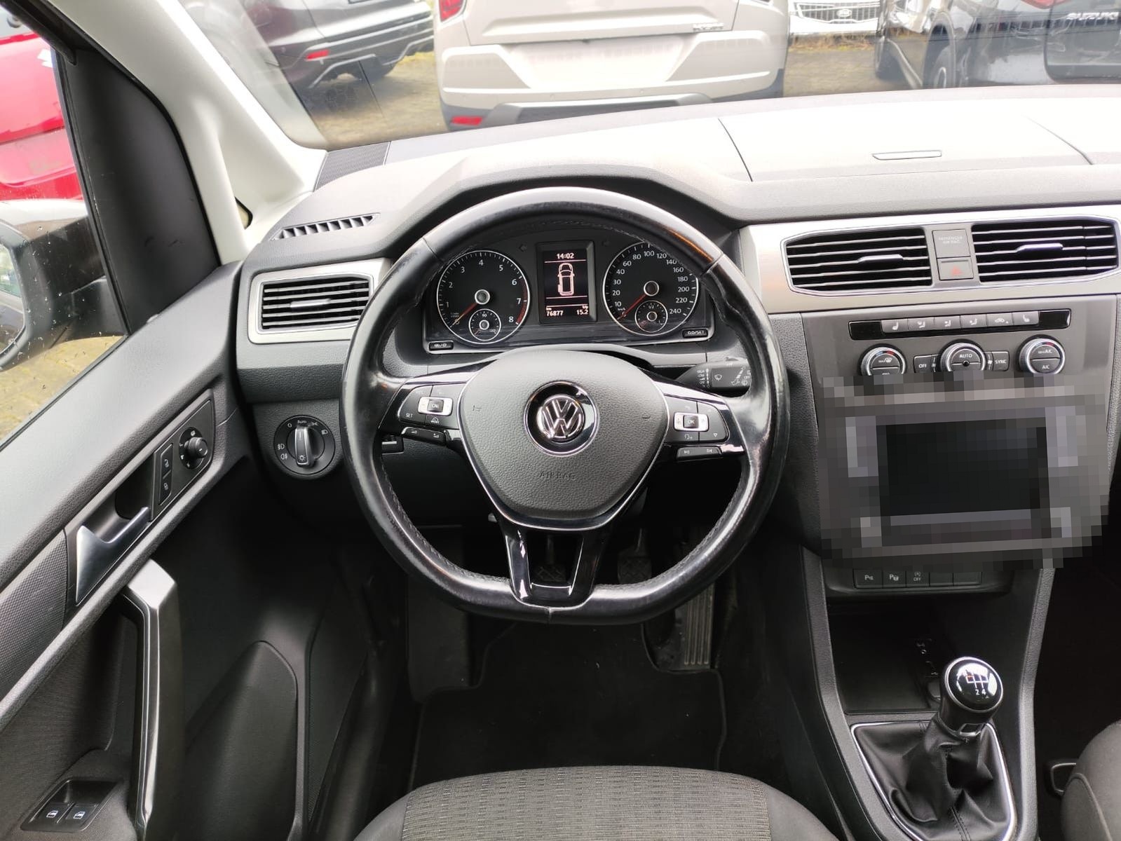 Volkswagen Caddy PKW Comfortline PDC v+h foto 17