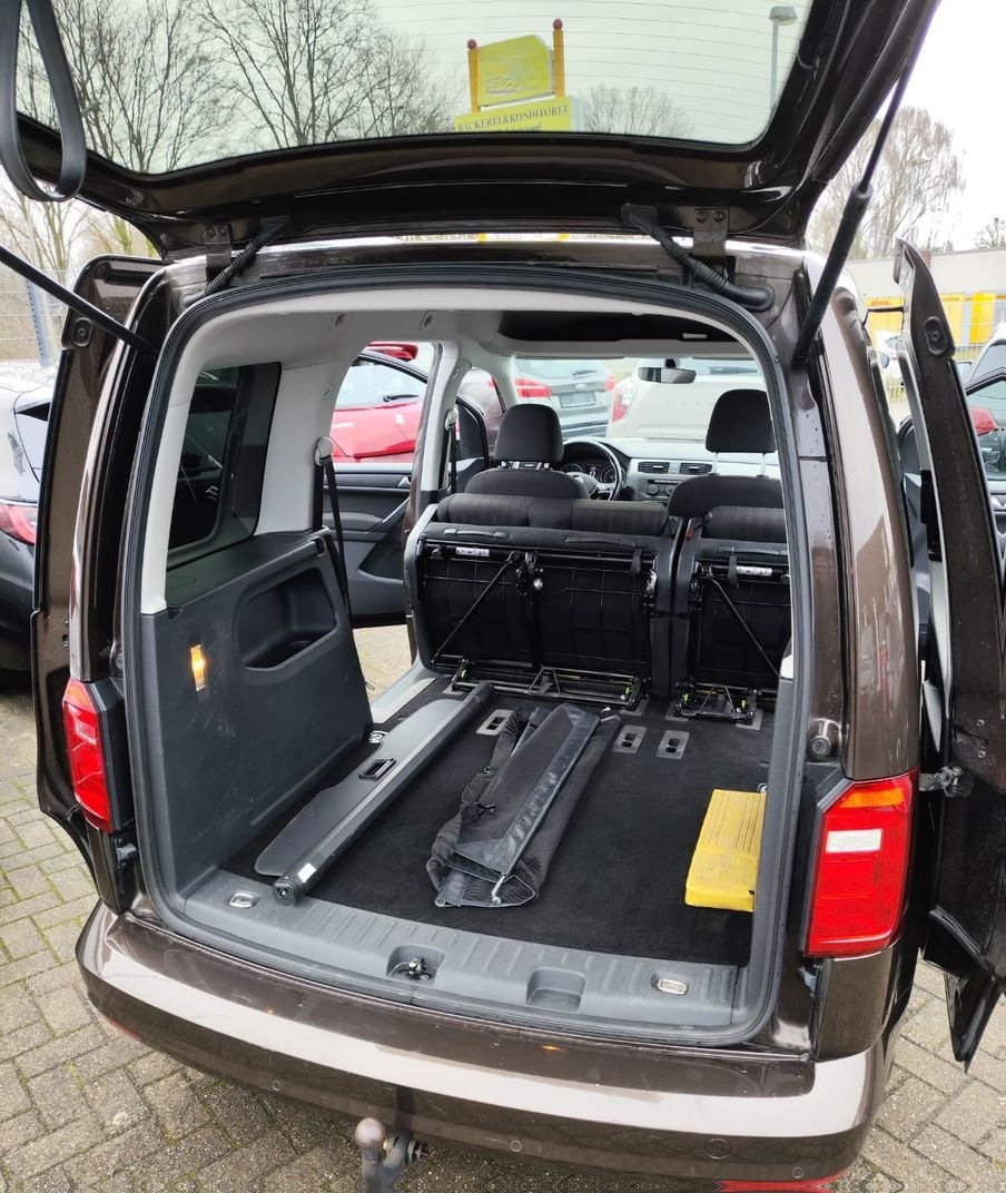 Volkswagen Caddy PKW Comfortline PDC v+h foto 8