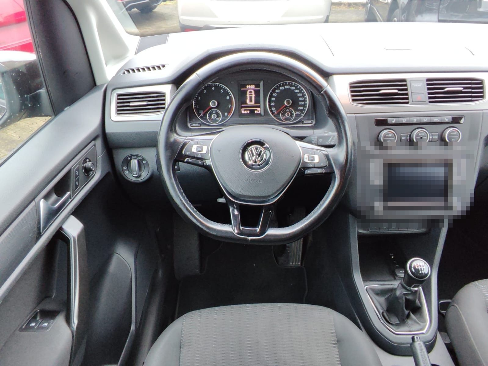 Volkswagen Caddy PKW Comfortline PDC v+h foto 10