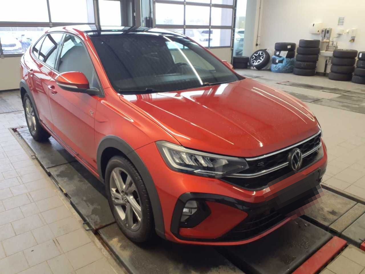 Volkswagen Taigo R-Line 1.0 TSI DSG Pano ACC LED Carplay IQ foto 3