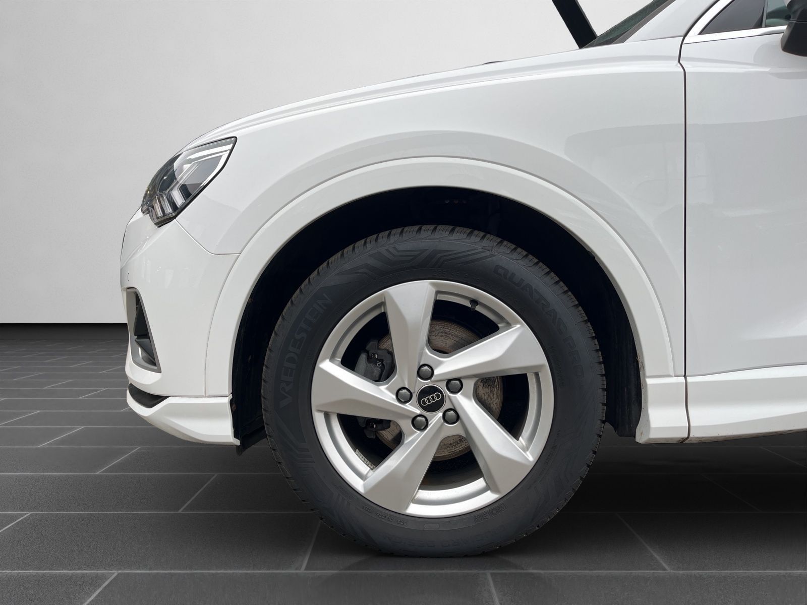 Audi Q3 advanced 35 TFSI S tronic LED NAVI EPH+ GRA K foto 8