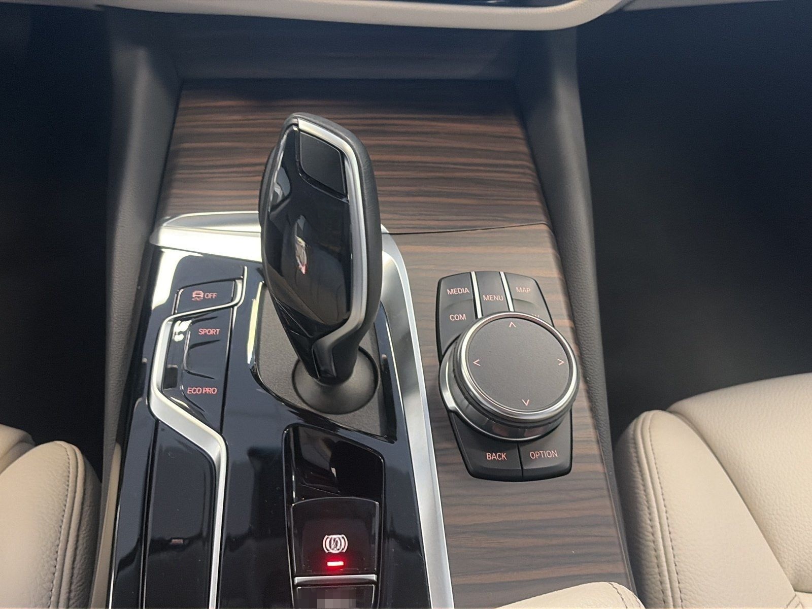 BMW 530d Limousine STANDHZ HEAD-UP RFK LORDOSE LED foto 13