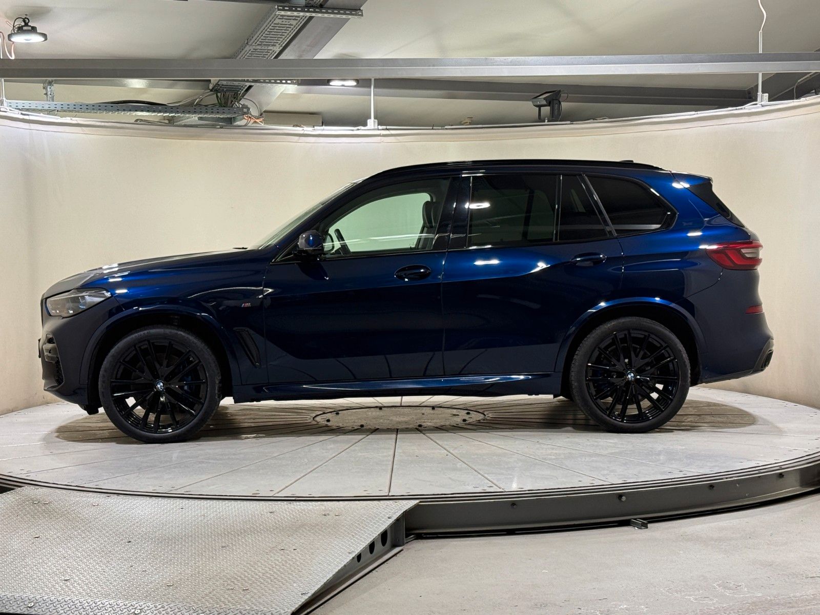 BMW X5 M50i Standhzg AHK B&W 360° DA PA+ HUD Pano foto 2