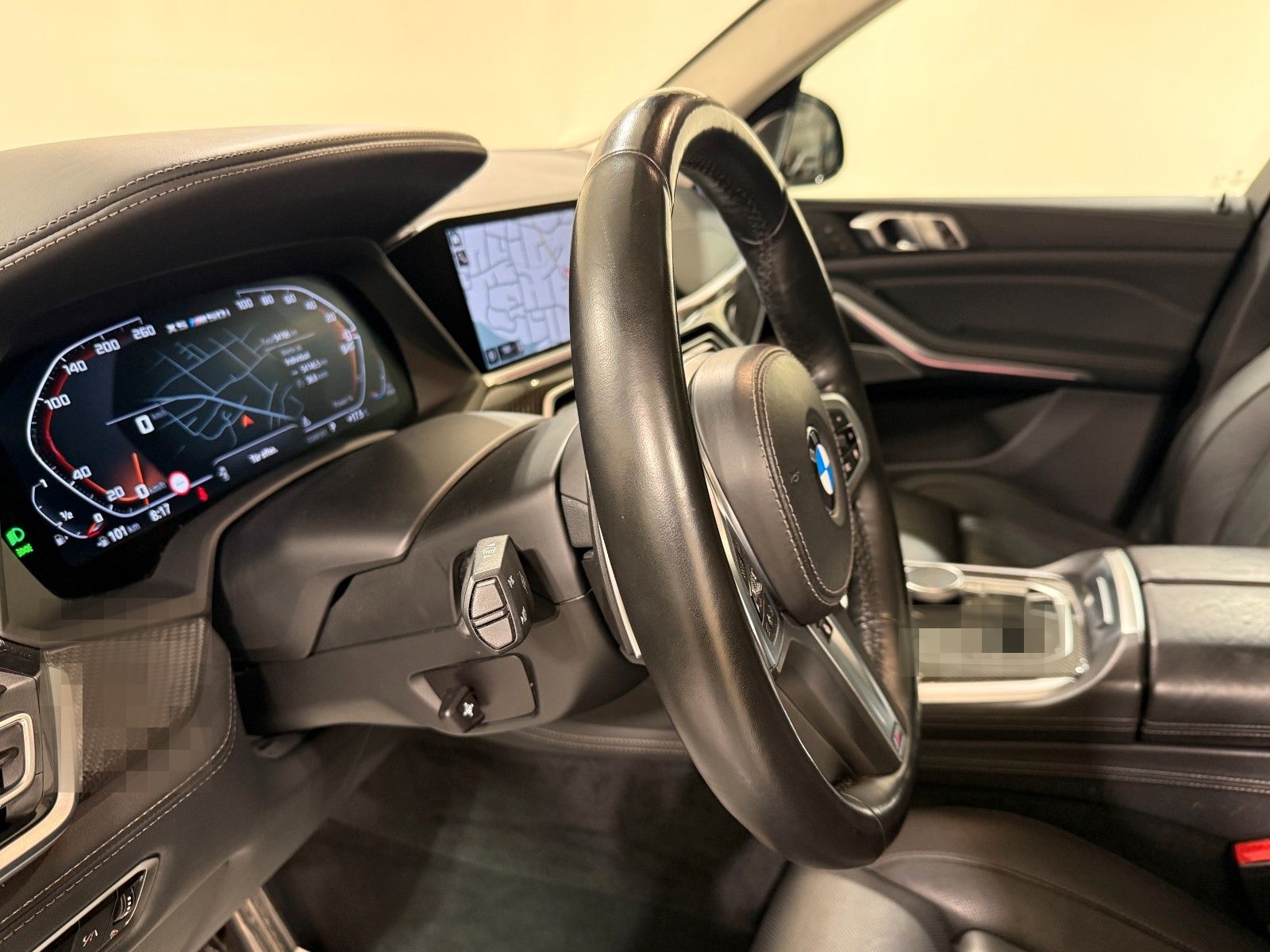 BMW X5 M50i Standhzg AHK B&W 360° DA PA+ HUD Pano foto 14