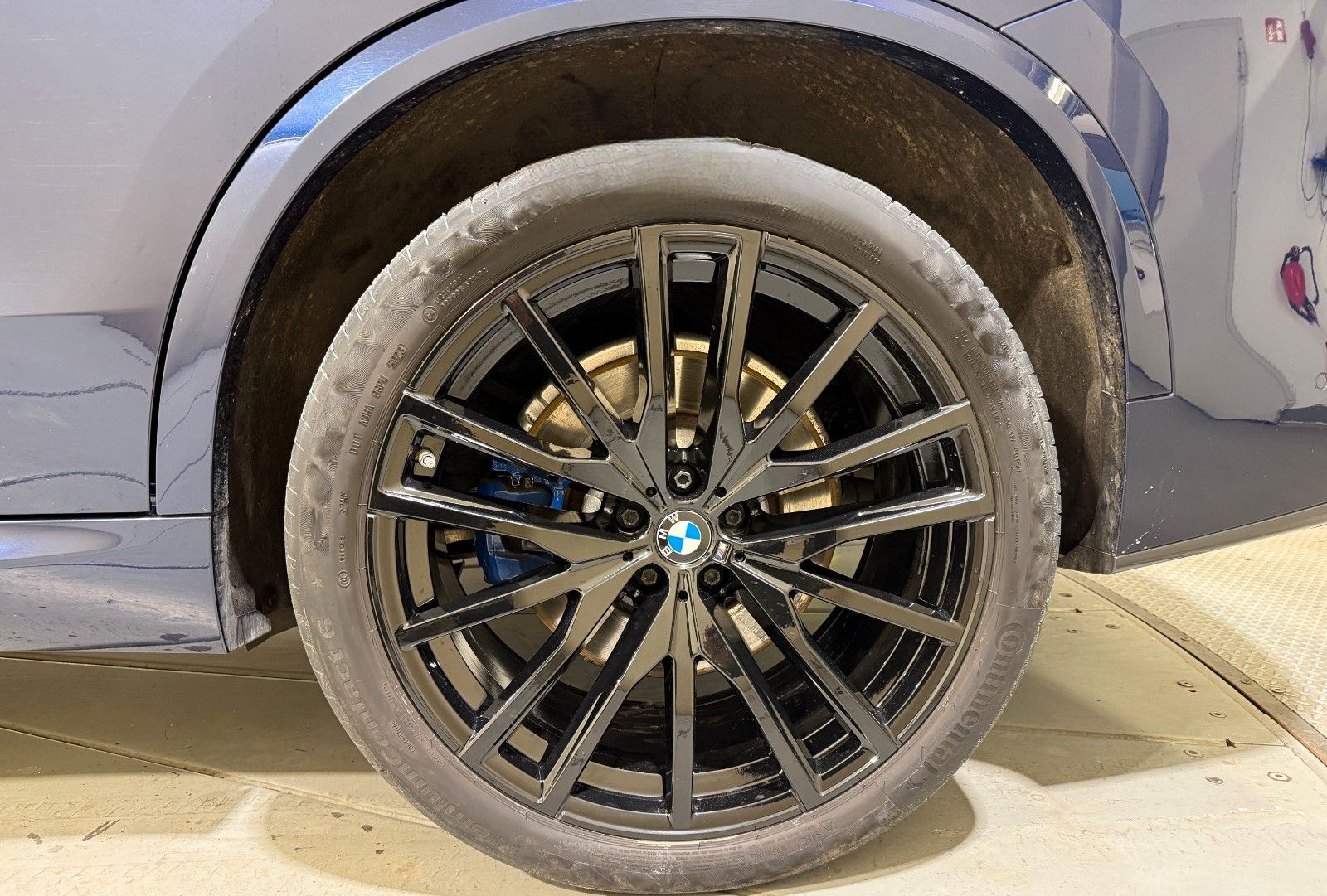 BMW X5 M50i Standhzg AHK B&W 360° DA PA+ HUD Pano foto 8