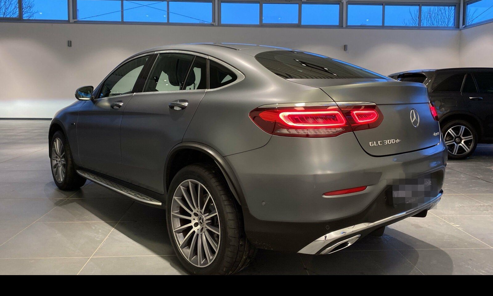 Mercedes-Benz GLC 300 de 4M Coupé AMG/Kamera/AHK/HUD/Distron. foto 12