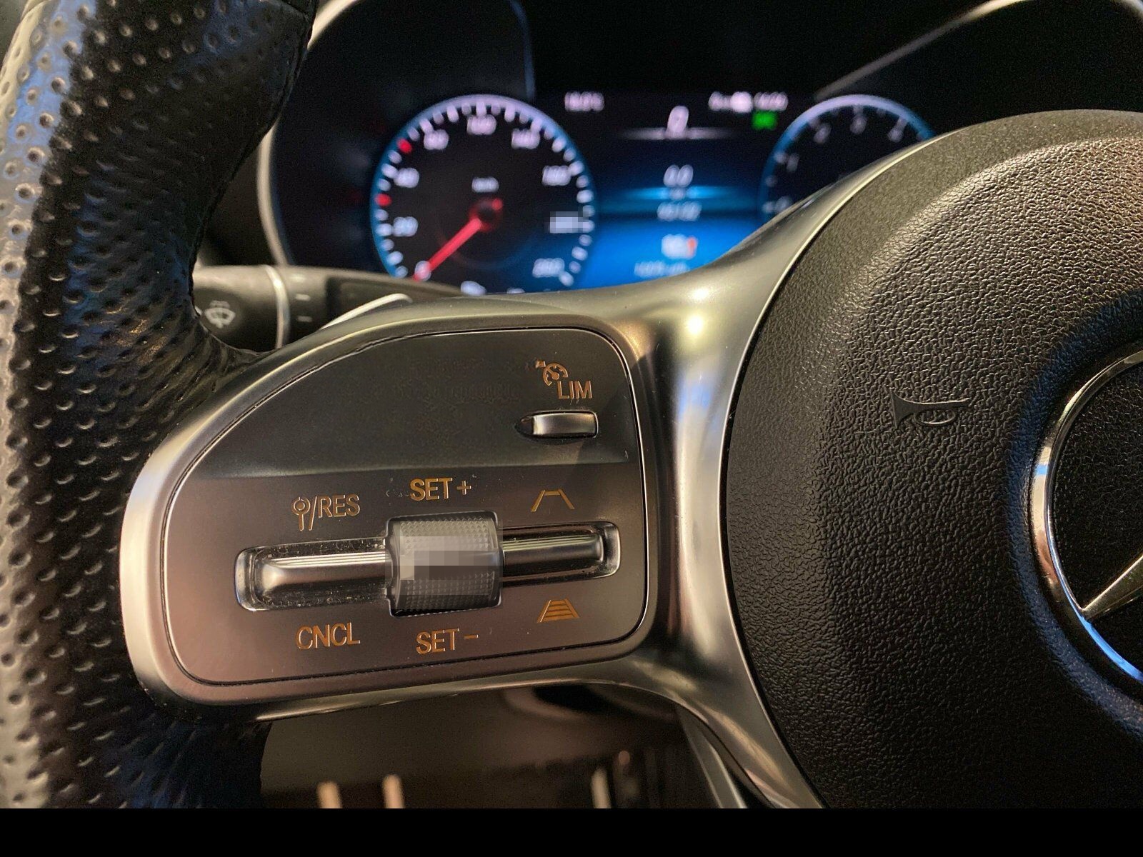 Mercedes-Benz GLC 300 de 4M Coupé AMG/Kamera/AHK/HUD/Distron. foto 20