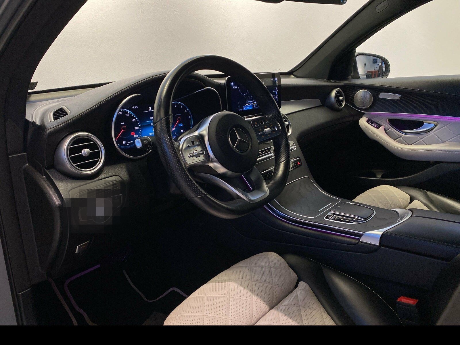 Mercedes-Benz GLC 300 de 4M Coupé AMG/Kamera/AHK/HUD/Distron. foto 9