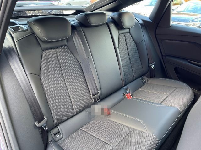 Audi Q4 Sportback 45 e-tron quattro S line HUD MATRIX foto 11
