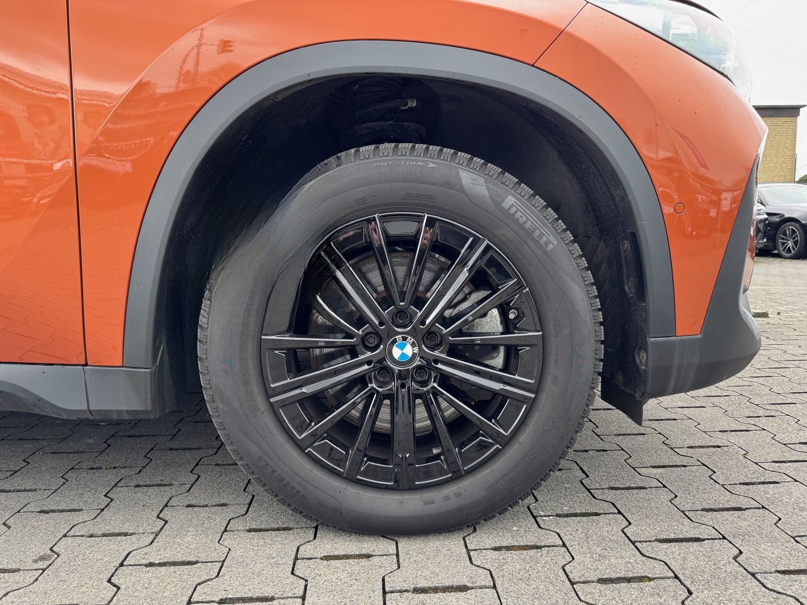 BMW X1 xDrive23i KeyLess Adapt-LED DAB ParkAssSyst foto 3