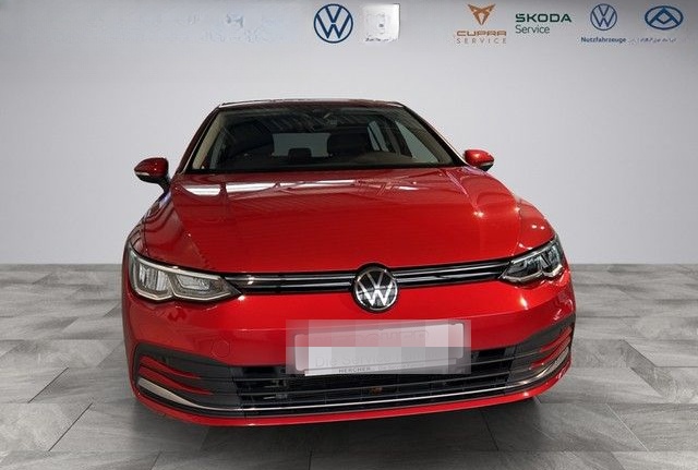 Volkswagen Golf VIII 1,0 TSI DSG Active Navigationssystem foto 2