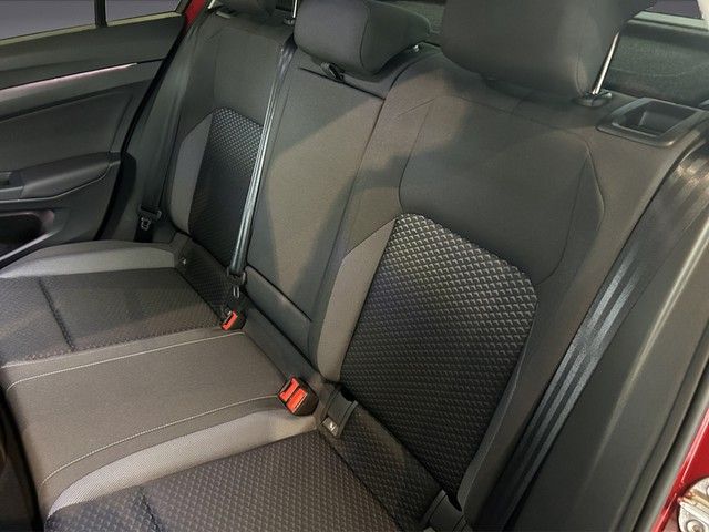 Volkswagen Golf VIII 1,0 TSI DSG Active Navigationssystem foto 10