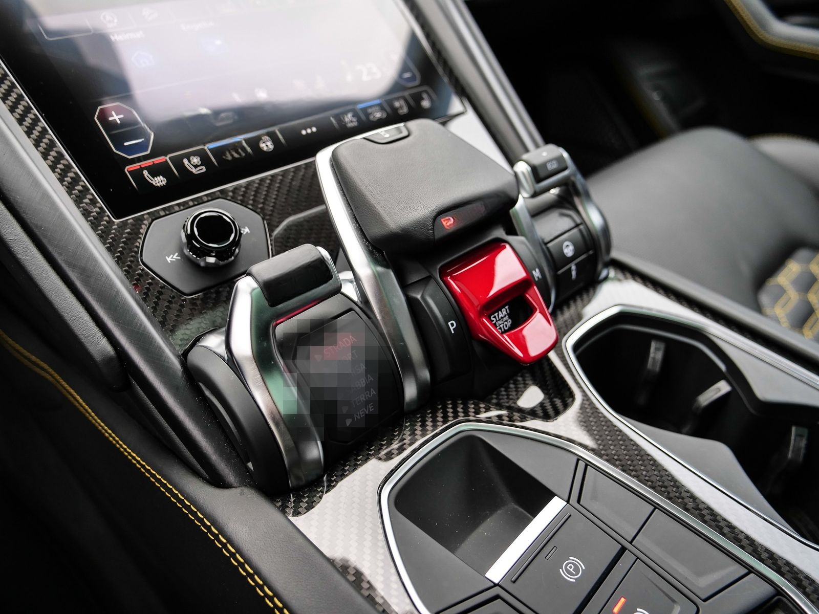 Lamborghini Urus Giallo Auge, Big Interior Carbon, B&O, foto 15