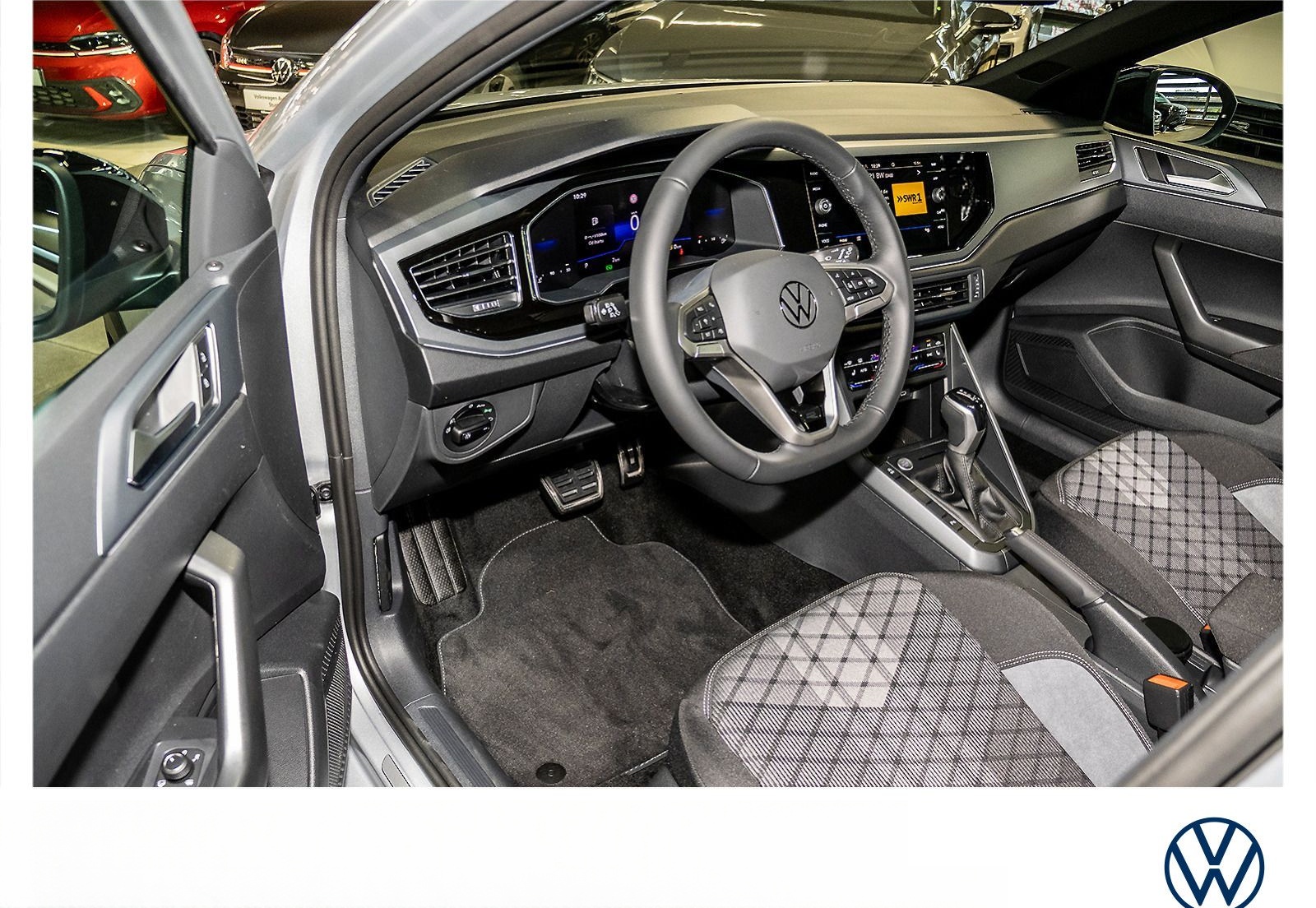 Volkswagen Taigo R-Line Black Style 1.5 TSI DSG Kamera foto 4