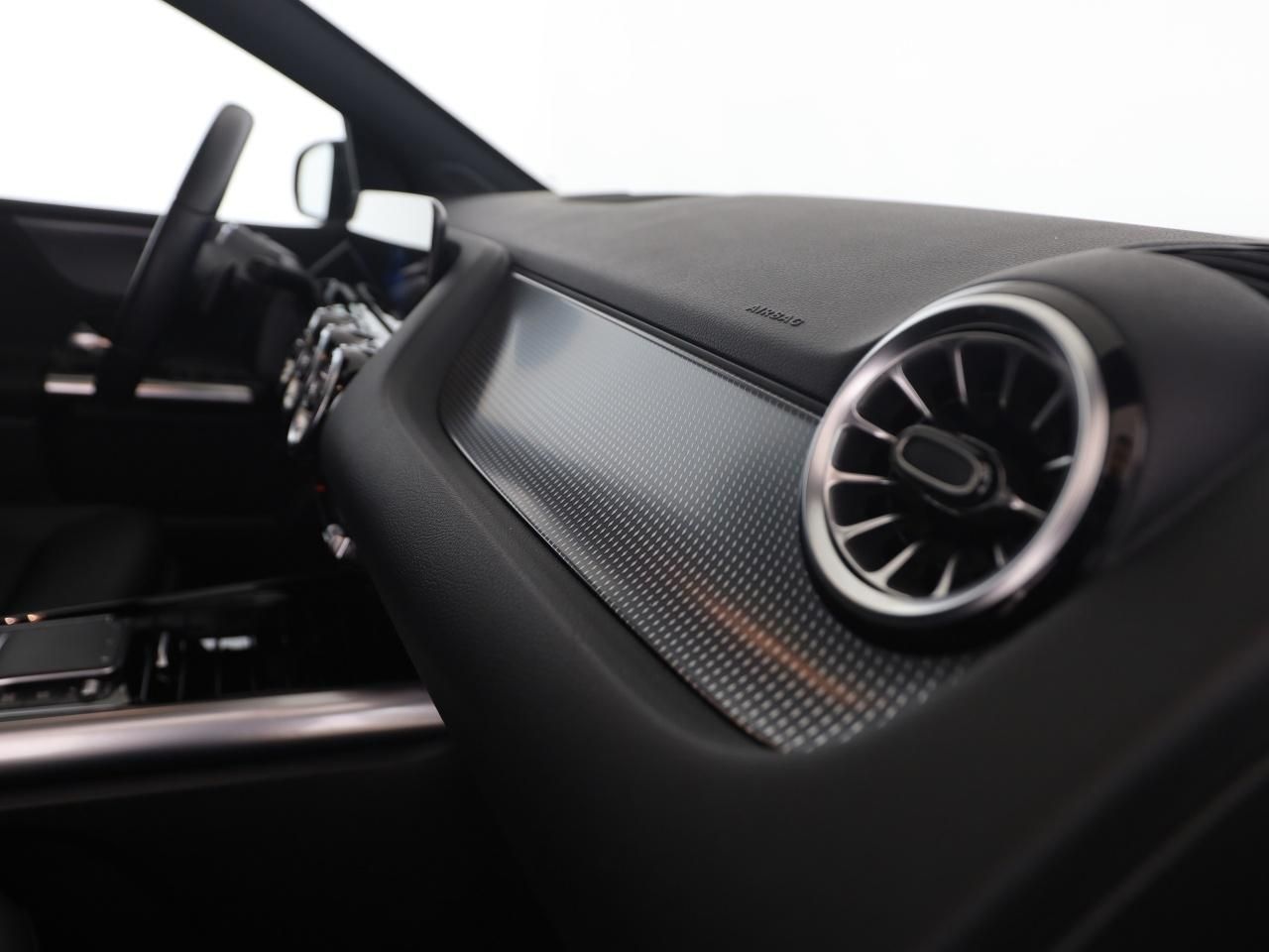 Mercedes-Benz B 250 e Night Progressive MBUX Pano Distronic foto 17