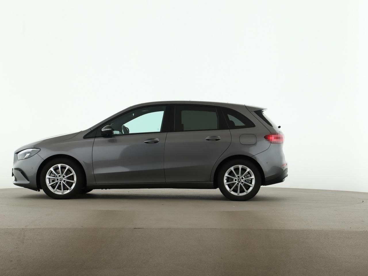Mercedes-Benz B 250 e Night Progressive MBUX Pano Distronic foto 3