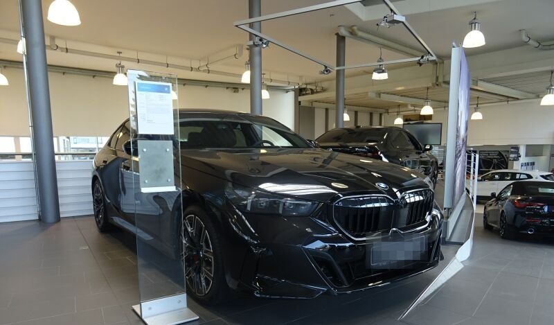 BMW 540d xDrive foto 2