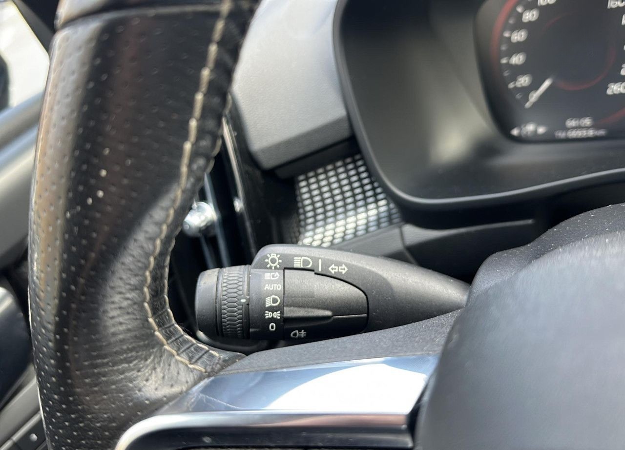 Volvo XC 40 R Design AWD Bluetooth Navi LED Klima foto 15