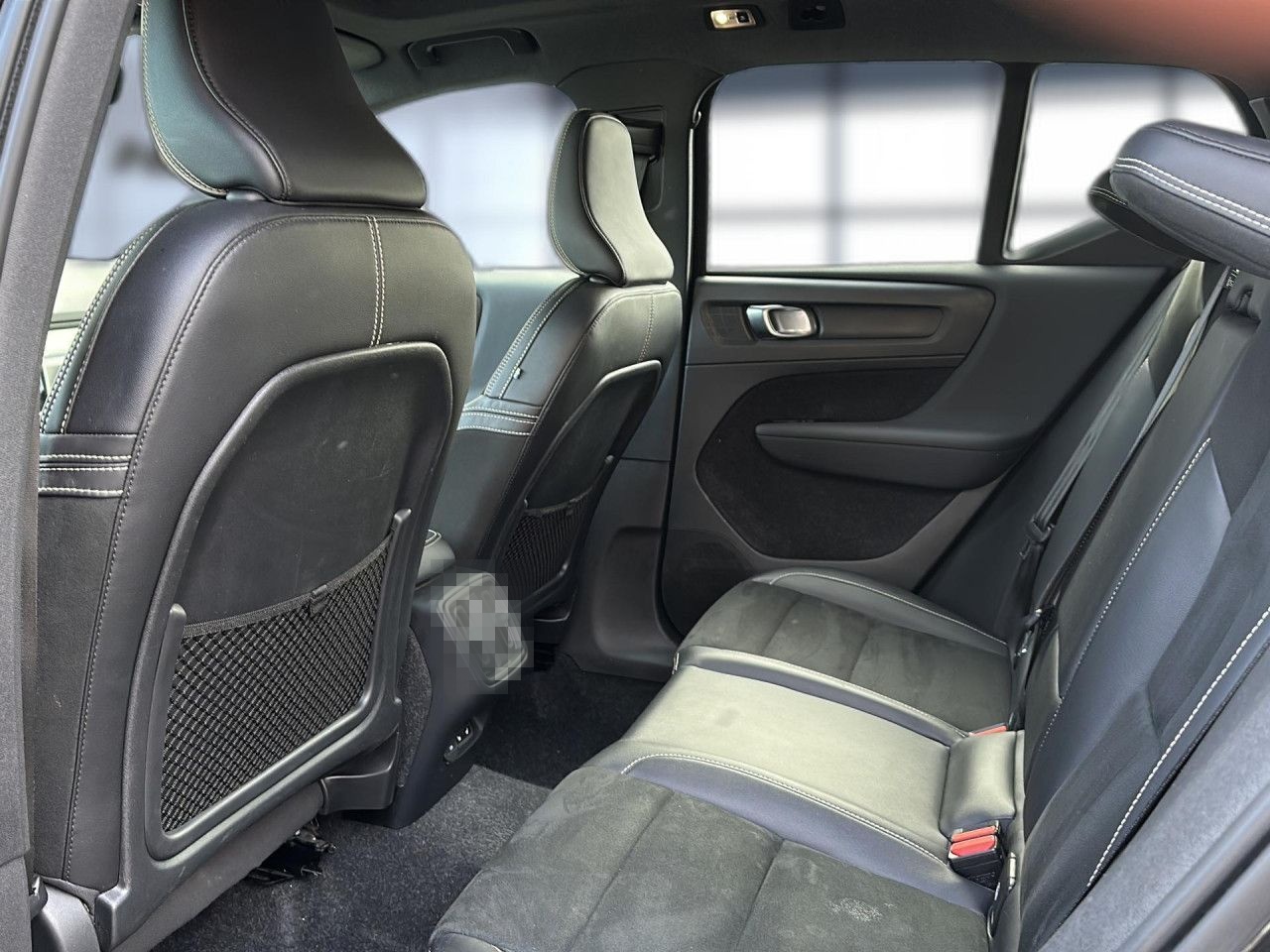 Volvo XC 40 R Design AWD Bluetooth Navi LED Klima foto 16