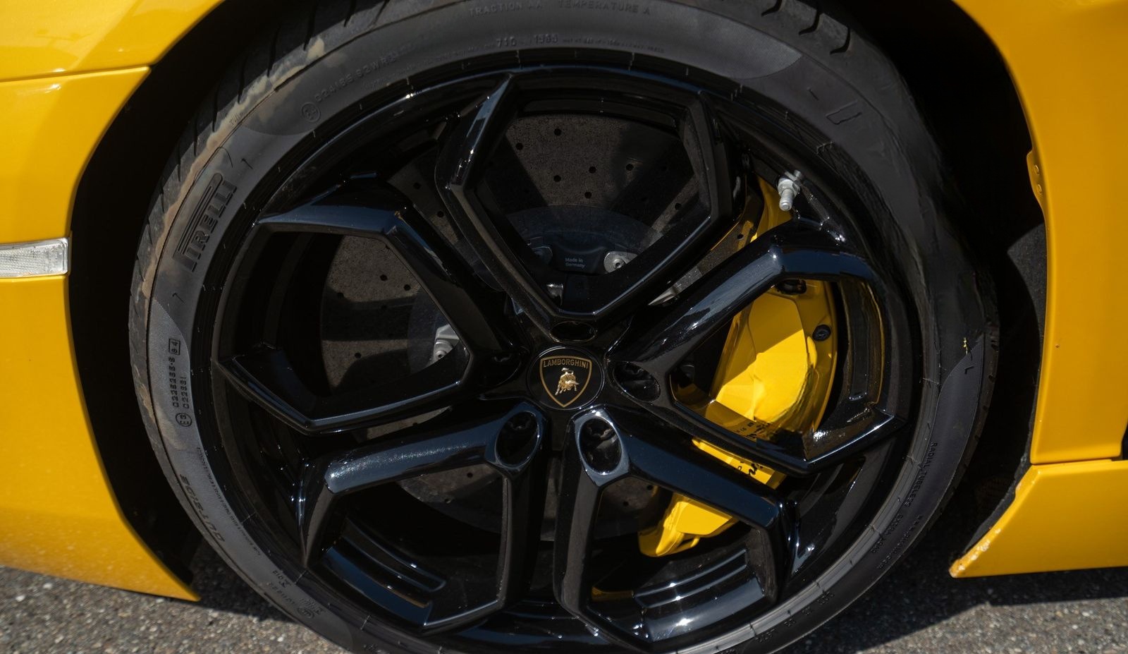 Lamborghini Aventador LP700-4 V12 COUPE FULL SERVICE HISTORY foto 11