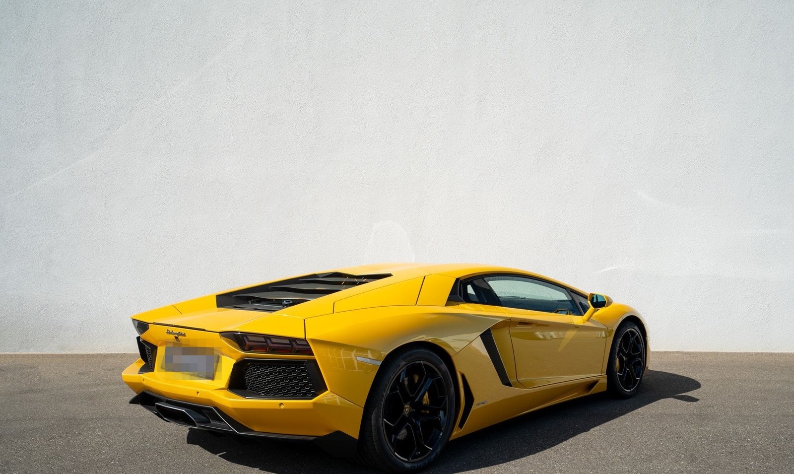 Lamborghini Aventador LP700-4 V12 COUPE FULL SERVICE HISTORY foto 3