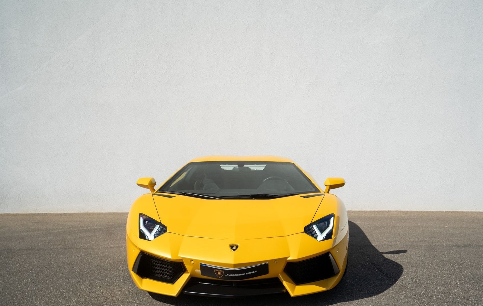 Lamborghini Aventador LP700-4 V12 COUPE FULL SERVICE HISTORY foto 4