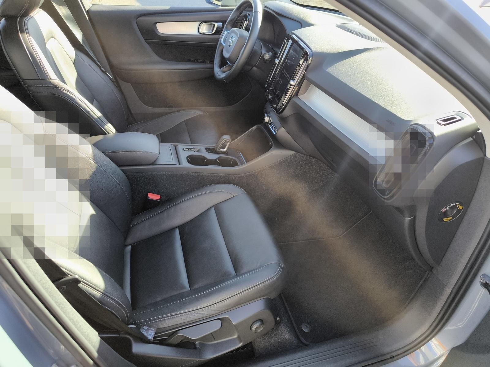 Volvo XC40 T4 Benzin Aut. Momentum Pro AHK/Navi/Kamera foto 11