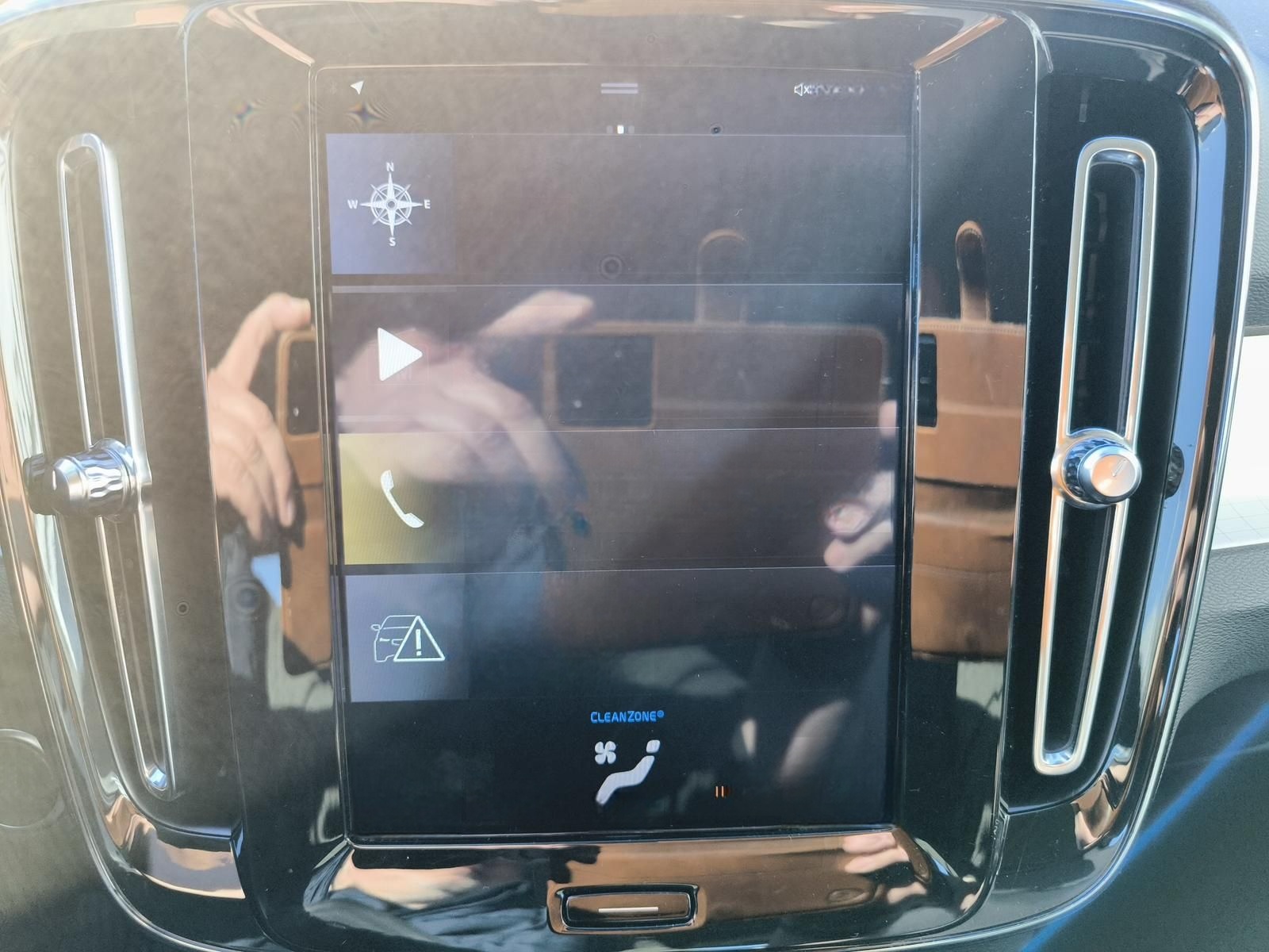 Volvo XC40 T4 Benzin Aut. Momentum Pro AHK/Navi/Kamera foto 16