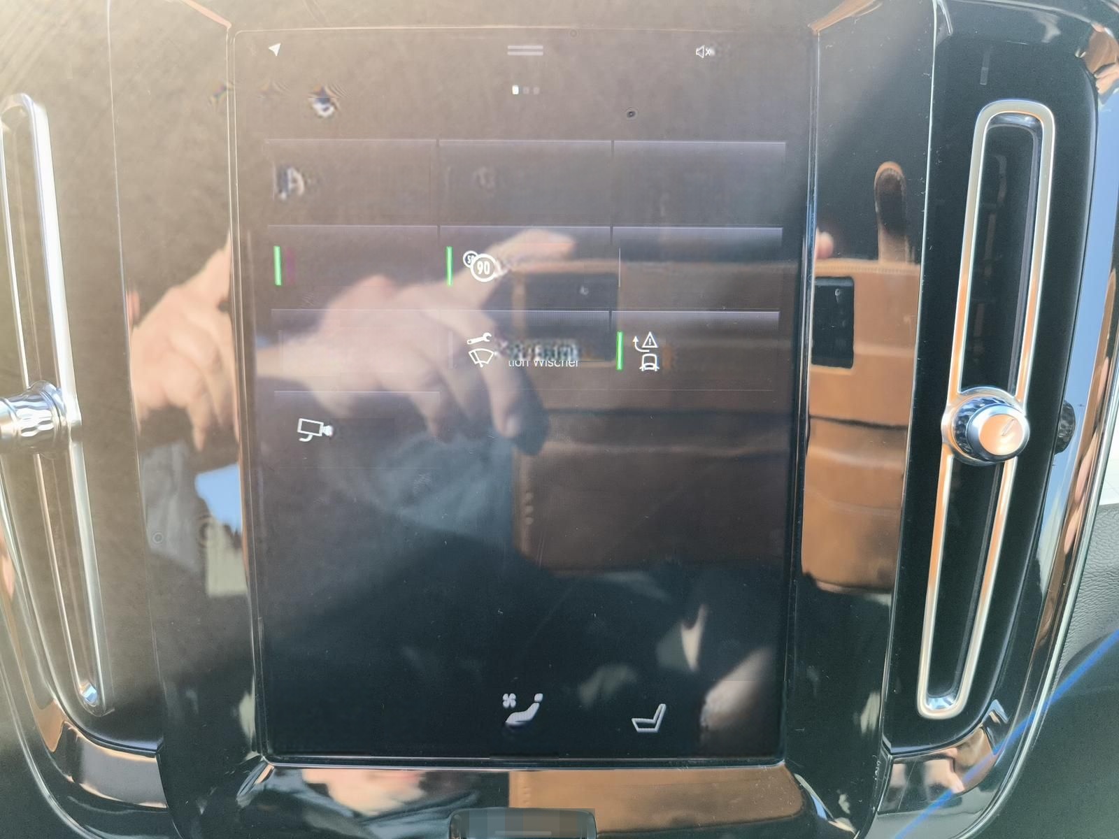 Volvo XC40 T4 Benzin Aut. Momentum Pro AHK/Navi/Kamera foto 20