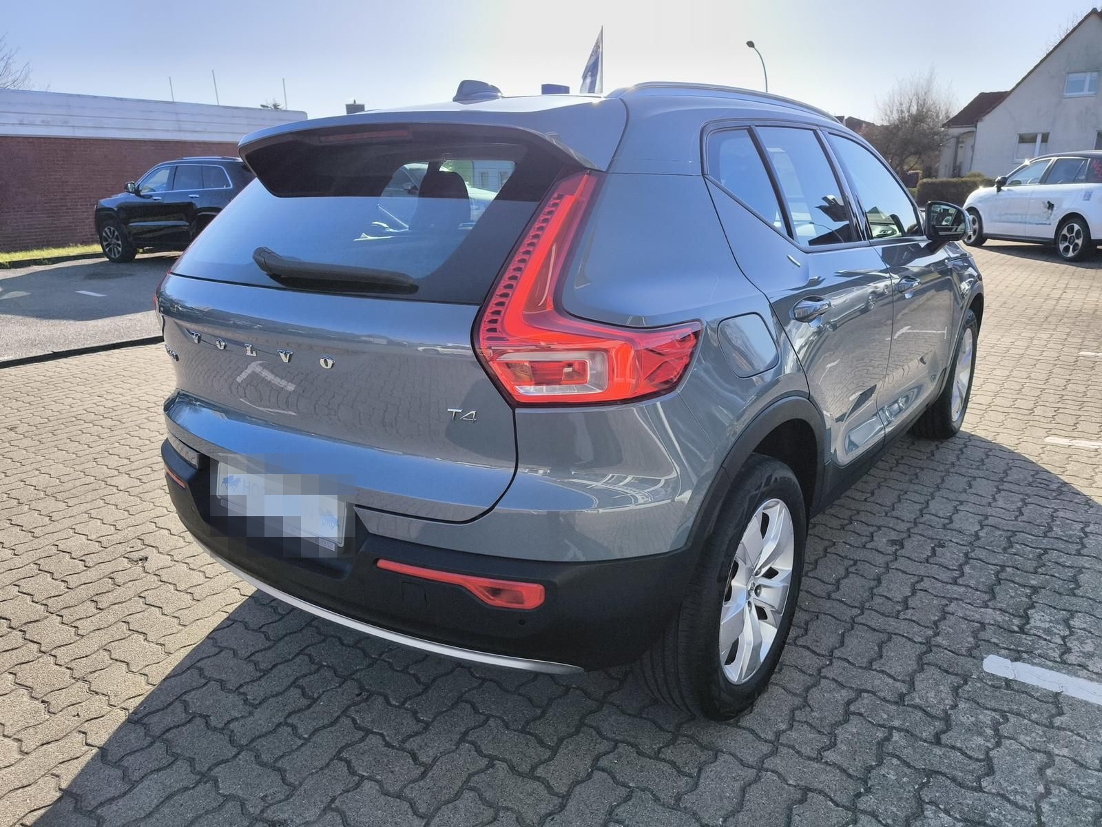 Volvo XC40 T4 Benzin Aut. Momentum Pro AHK/Navi/Kamera foto 5