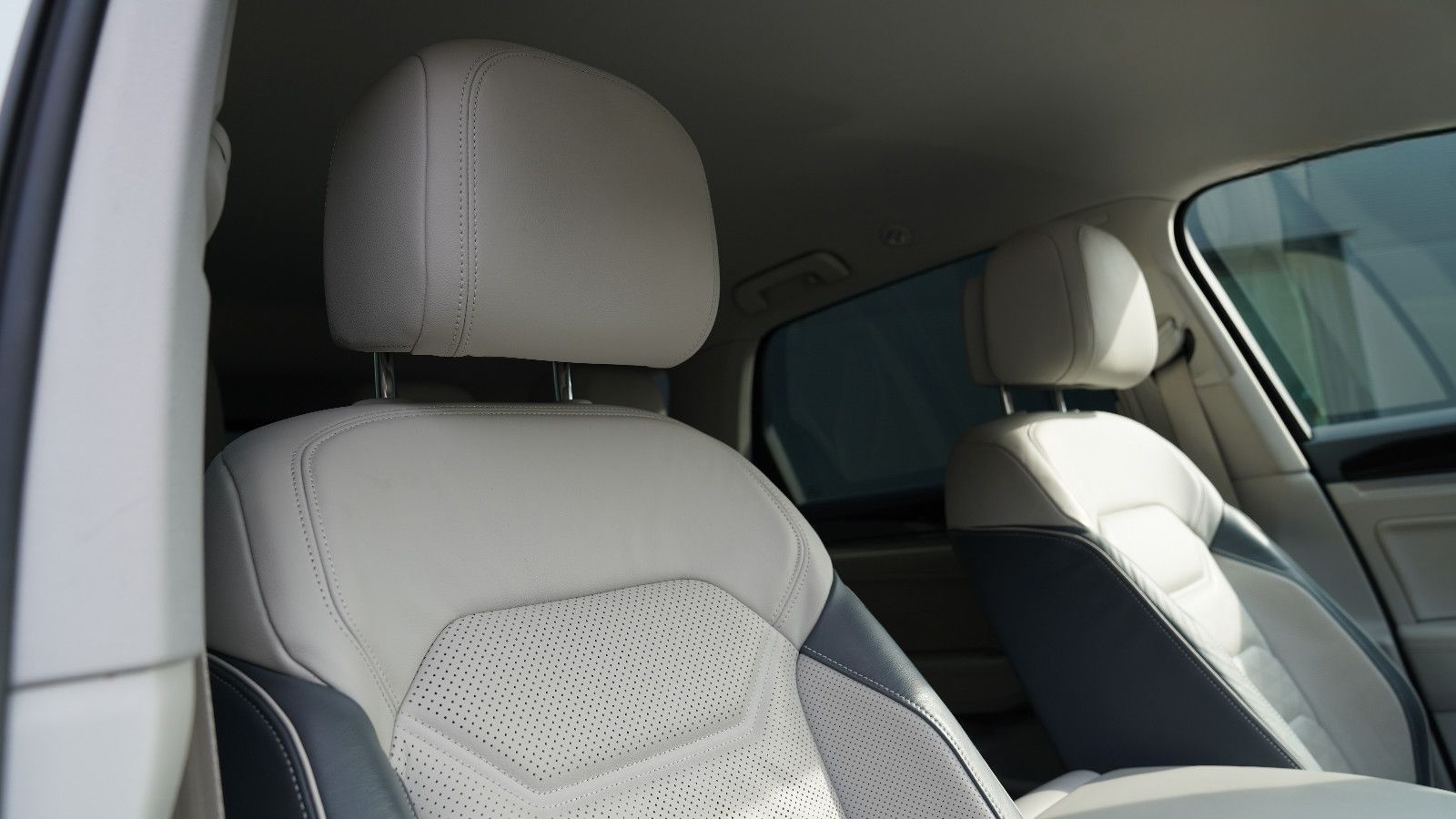 Volkswagen Touareg Eleg,4Mot,AHK3500KG,Standh,Memory,M+S foto 20