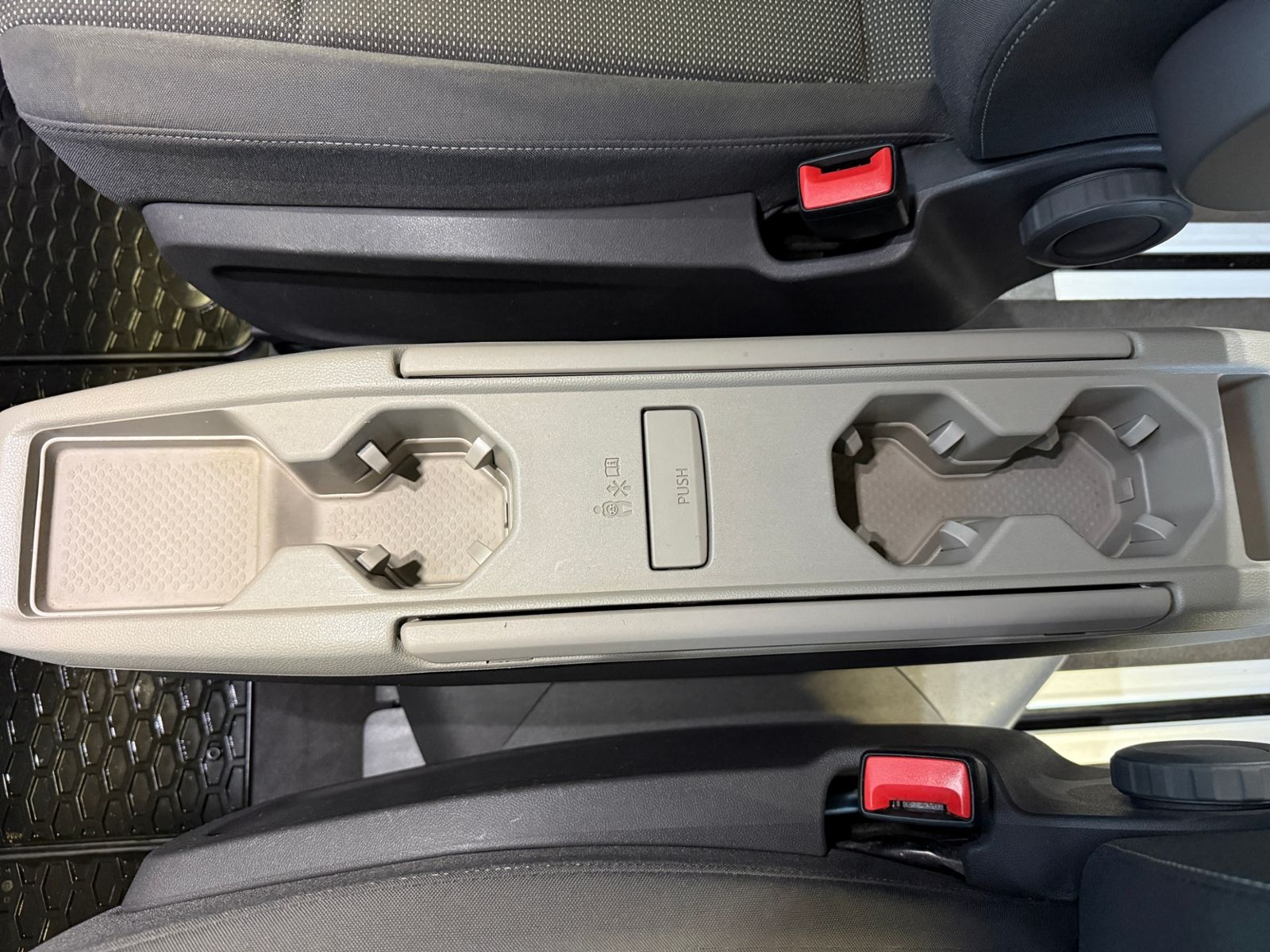 Volkswagen T7 Multivan Lang 1.4 eHybrid App-Navi RKamer foto 13