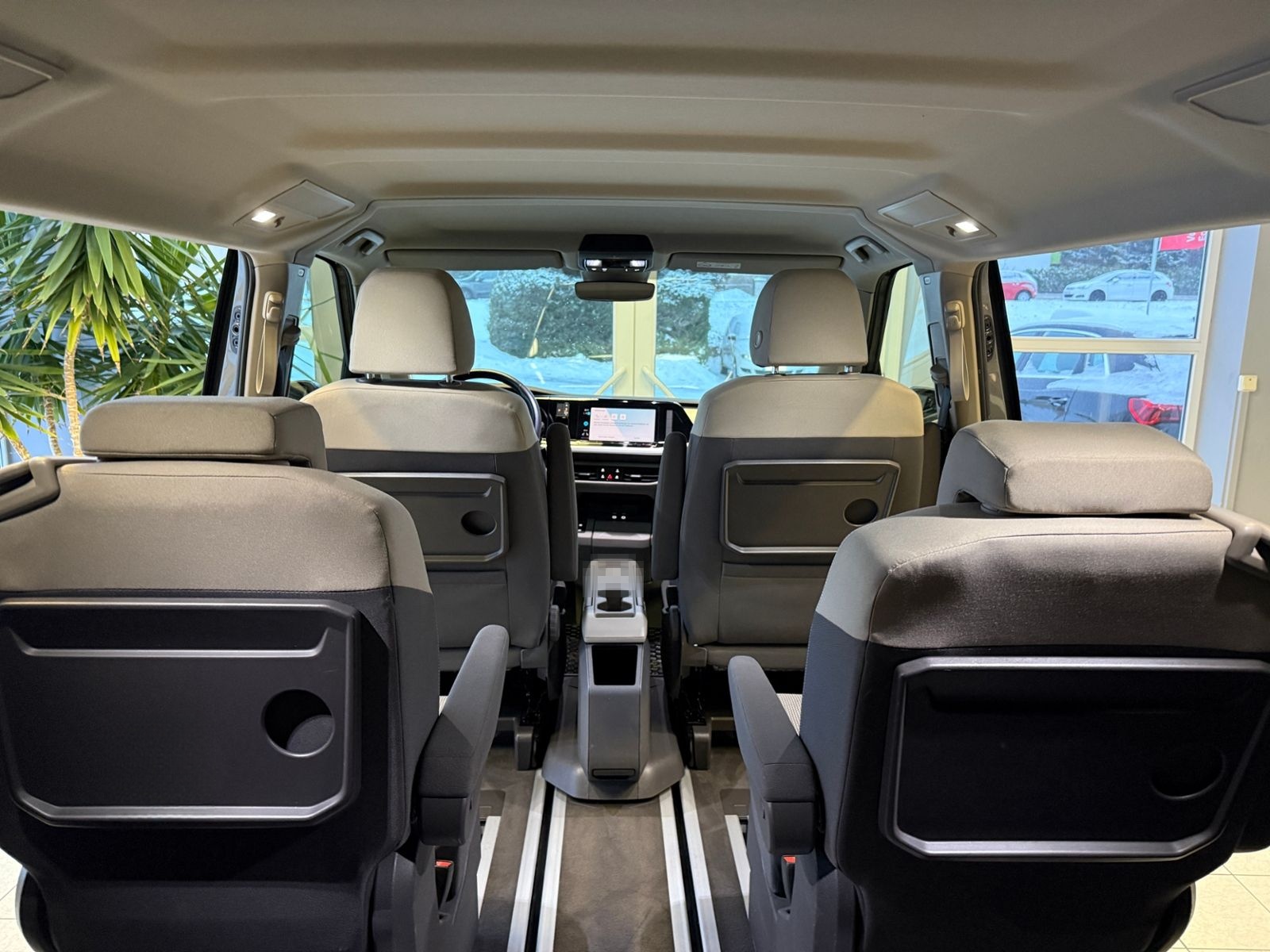 Volkswagen T7 Multivan Lang 1.4 eHybrid App-Navi RKamer foto 18