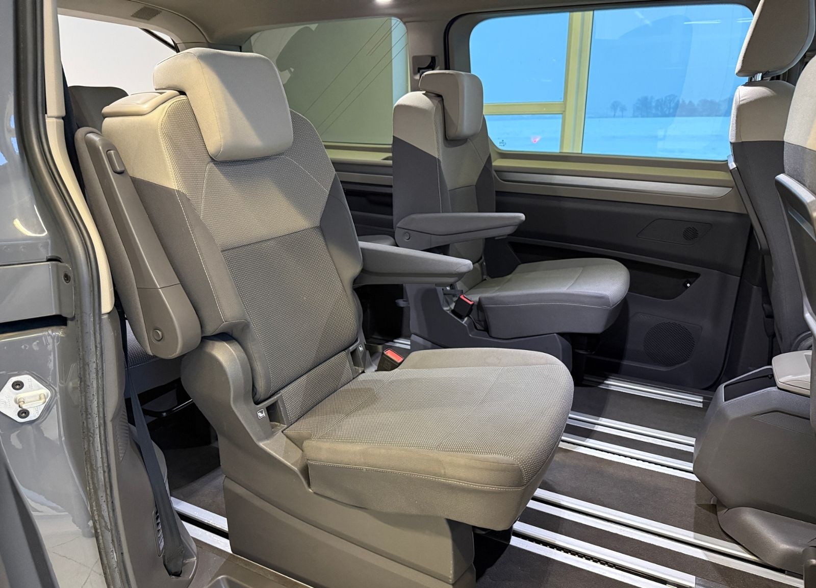 Volkswagen T7 Multivan Lang 1.4 eHybrid App-Navi RKamer foto 19