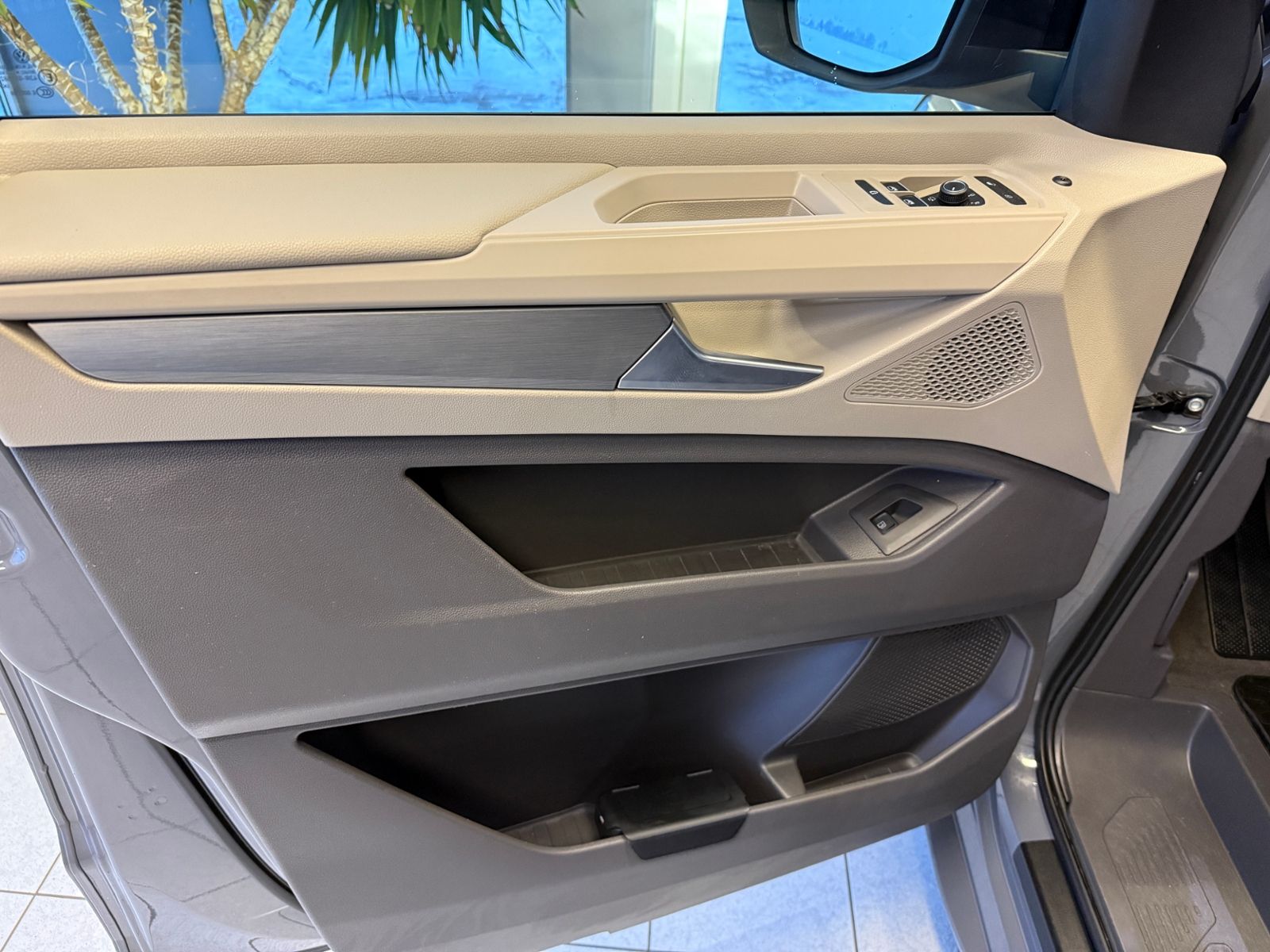 Volkswagen T7 Multivan Lang 1.4 eHybrid App-Navi RKamer foto 8