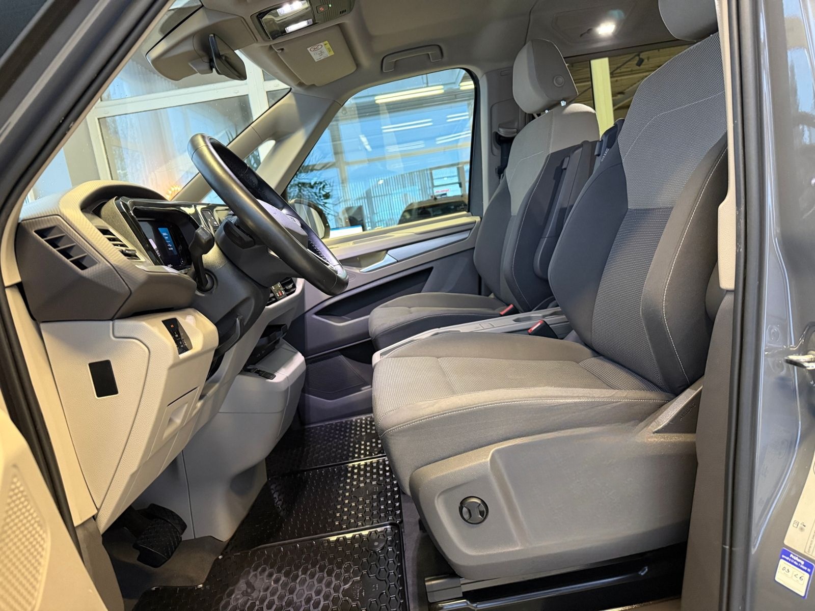 Volkswagen T7 Multivan Lang 1.4 eHybrid App-Navi RKamer foto 9