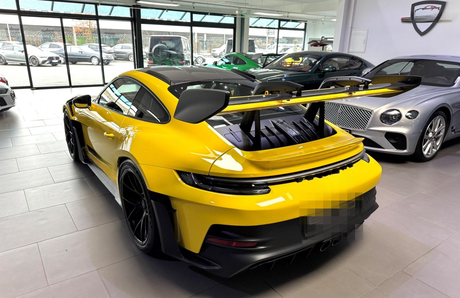Porsche 911-992 GT3 RS WEISSACH KERAMIK-PCCB LIFT CARBON foto 3
