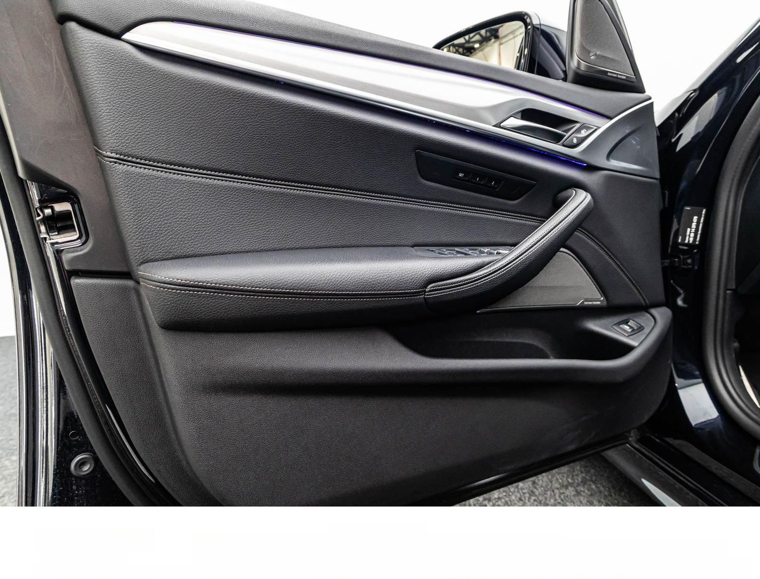 BMW M550i xDRIVE LIMOUSINE/SHADOW/19Z/LASER/eGSD/H&K foto 15