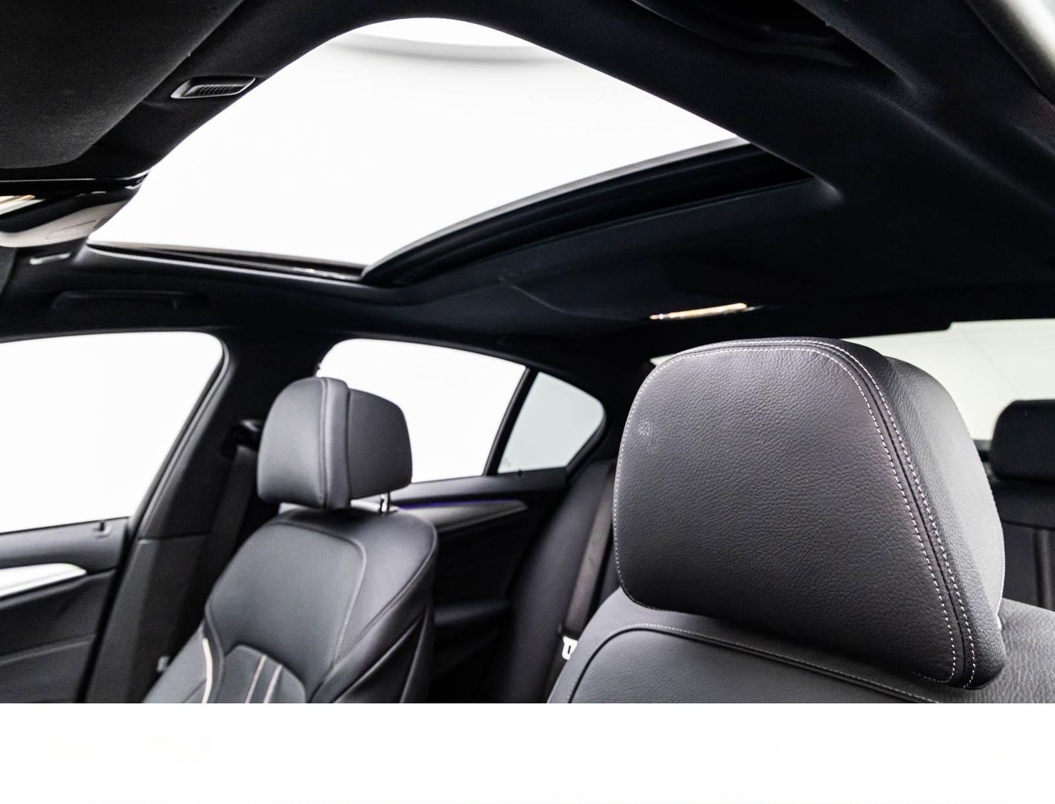 BMW M550i xDRIVE LIMOUSINE/SHADOW/19Z/LASER/eGSD/H&K foto 17