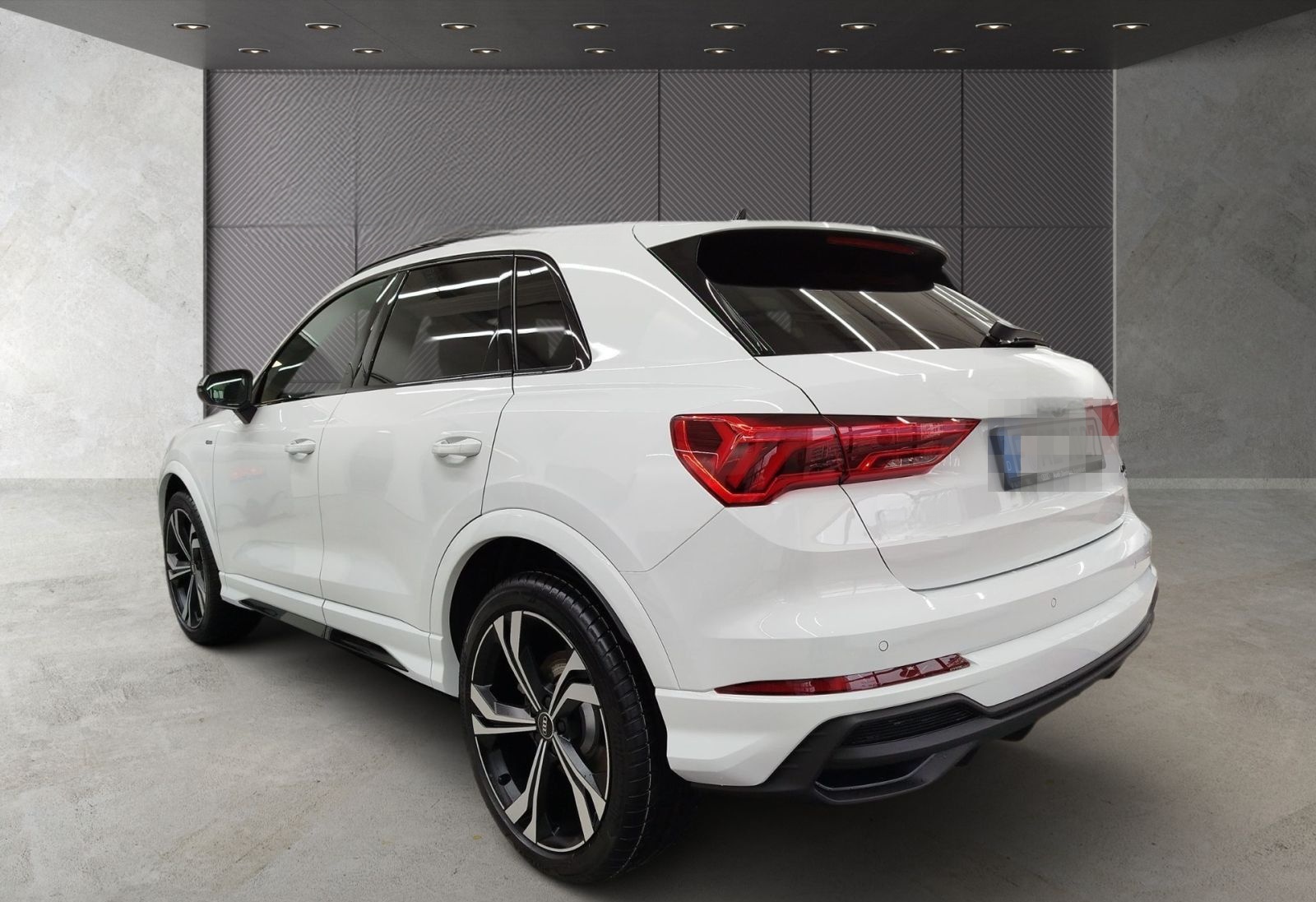 Audi Q3 40 TDI quattro S tronic S line Matrix-LED Nav foto 4