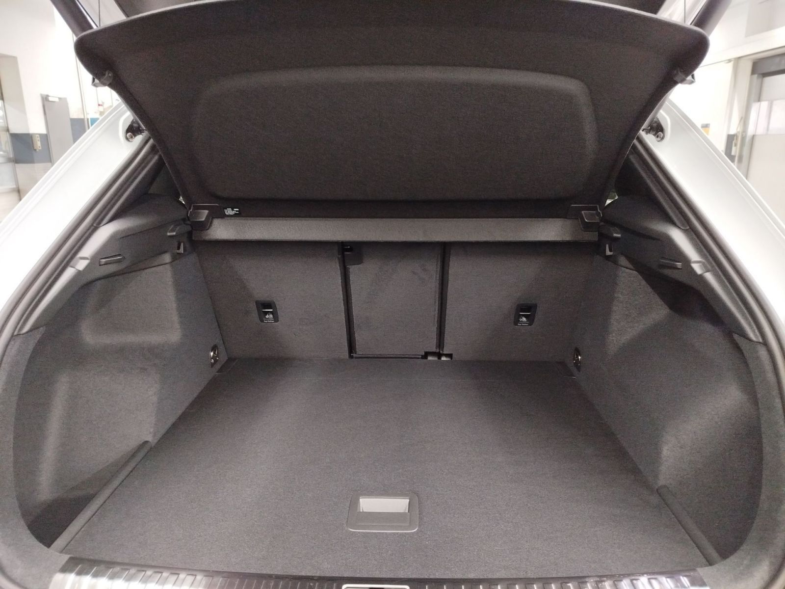 Audi Q3 40 TDI quattro S tronic S line Matrix-LED Nav foto 6